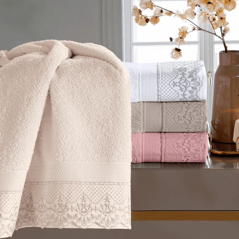 toalha-de-banho-70x140cm-melody-renda-gerusa-buettner-branco-vitrine