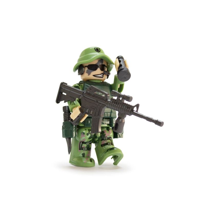 kit-boneco-de-plastico-articulados-block-heroes-missao-combate-polibrinq-2