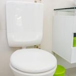assento-astra-sanitario-almofadado-branco-3--1-.jpg