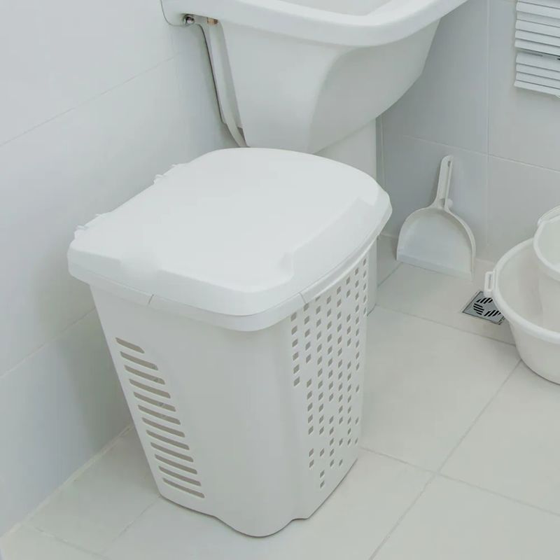 Roupeiro-Astra-Plastico-Telado-Branco---70-Litros-4--1-.jpg