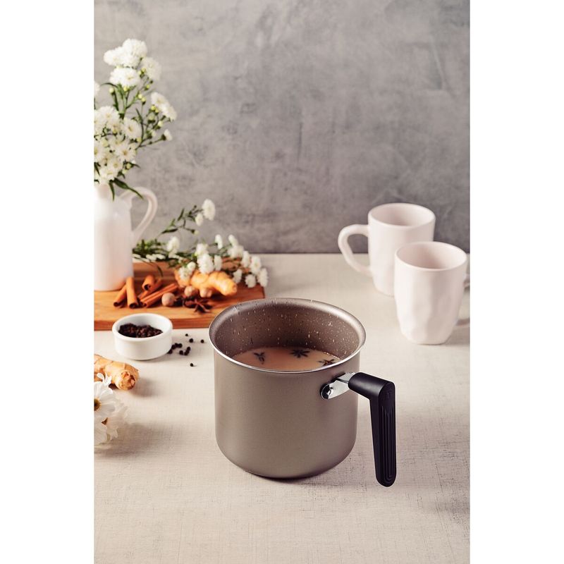 fervedor-tramontina-milazzo-em-aluminio-14cm-amendoa-4.jpg