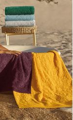 toalha-de-banho-teka-solare-murano-amarelo-3--1-.jpg