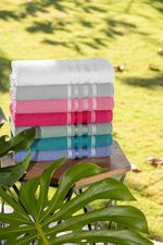 toalha-de-rosto-atlantica-lizzie-framboesa-45-x-65-cm-3--1-