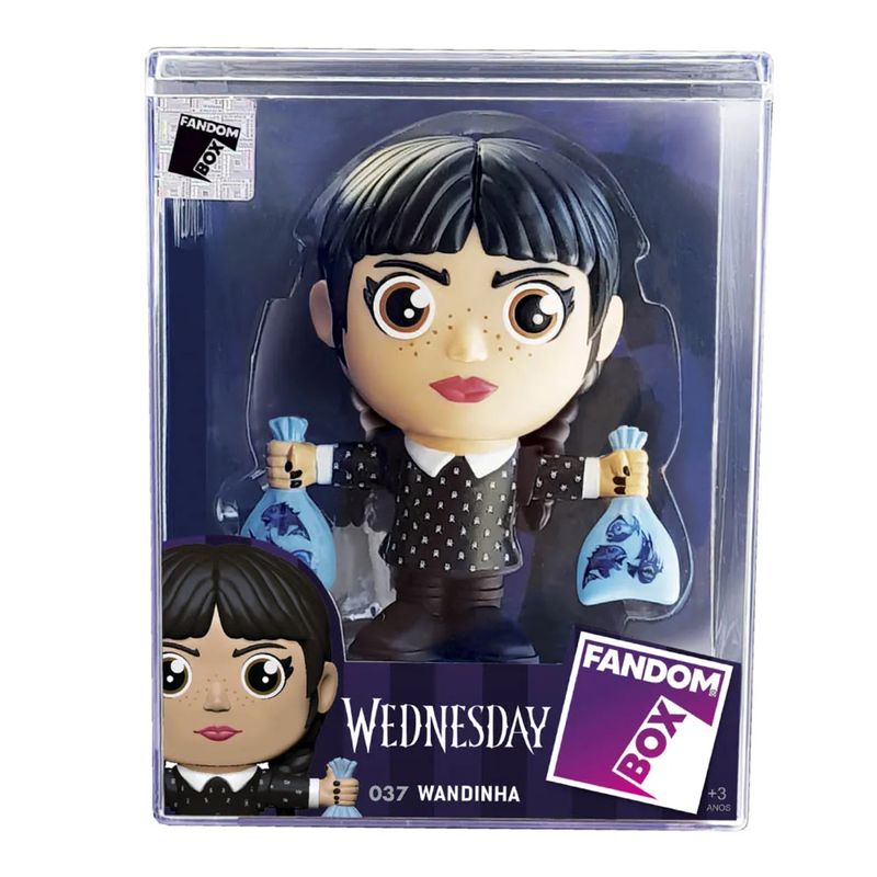 boneco-lider-brinquedos-fandom-box-wandinha-com-peixes-2