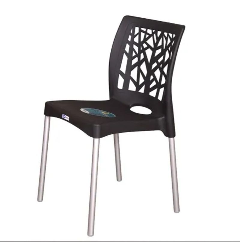 cadeira-forte-plastico-nature-preta-1